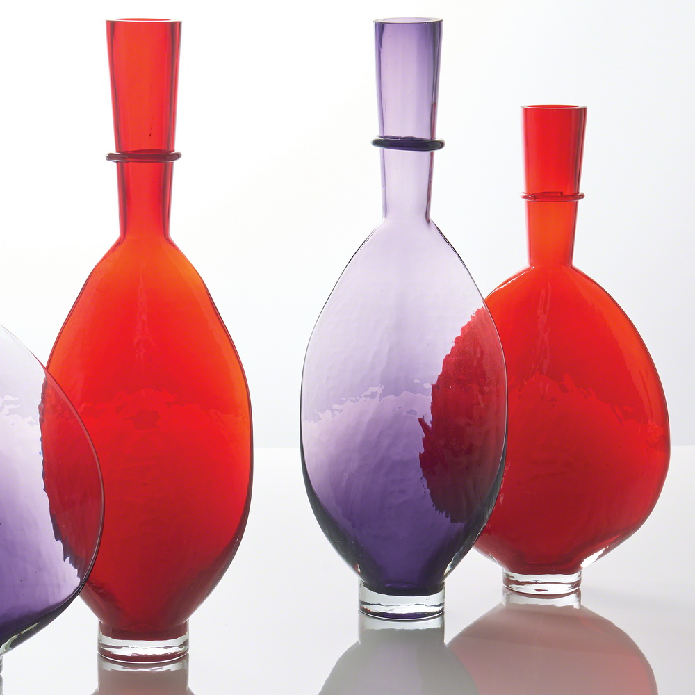 Декоративная ваза красного цвета Ring Bottle-Crimson (маленькая)