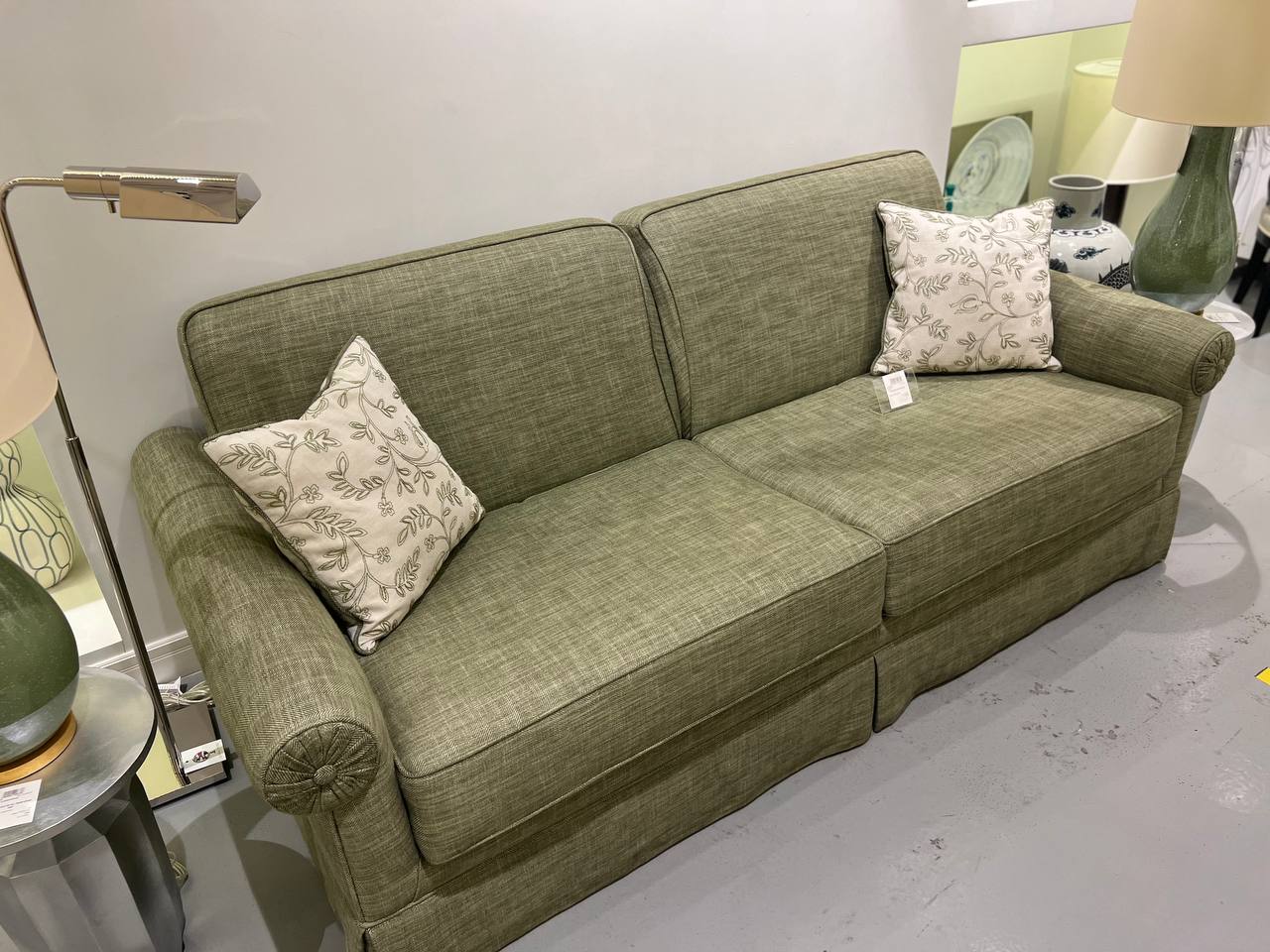 Диван-кровать Green linen sofa-bed