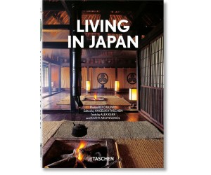 Книга Living in Japan. 40th Ed.